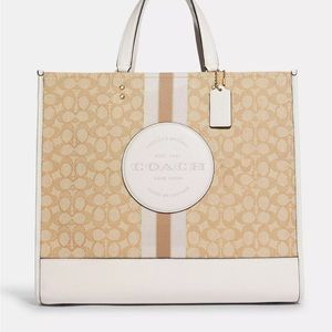 Dempsey Tote 40 In Signature Jacquard With Stripe And Coach Patch